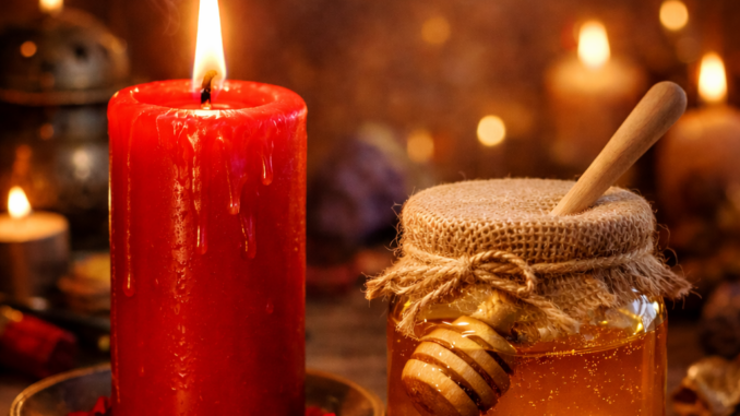 Rituel d’amour avec le nom et le miel – Guide complet par Alain Azalou Olowo